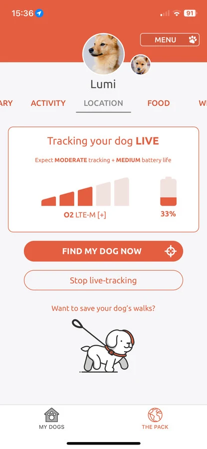 The app showing moderate tracking and battery life.